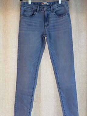 Levis Strauss, & Co, Light Wash Denim 710 Super Skinny Blue Jeans Junior Size 14